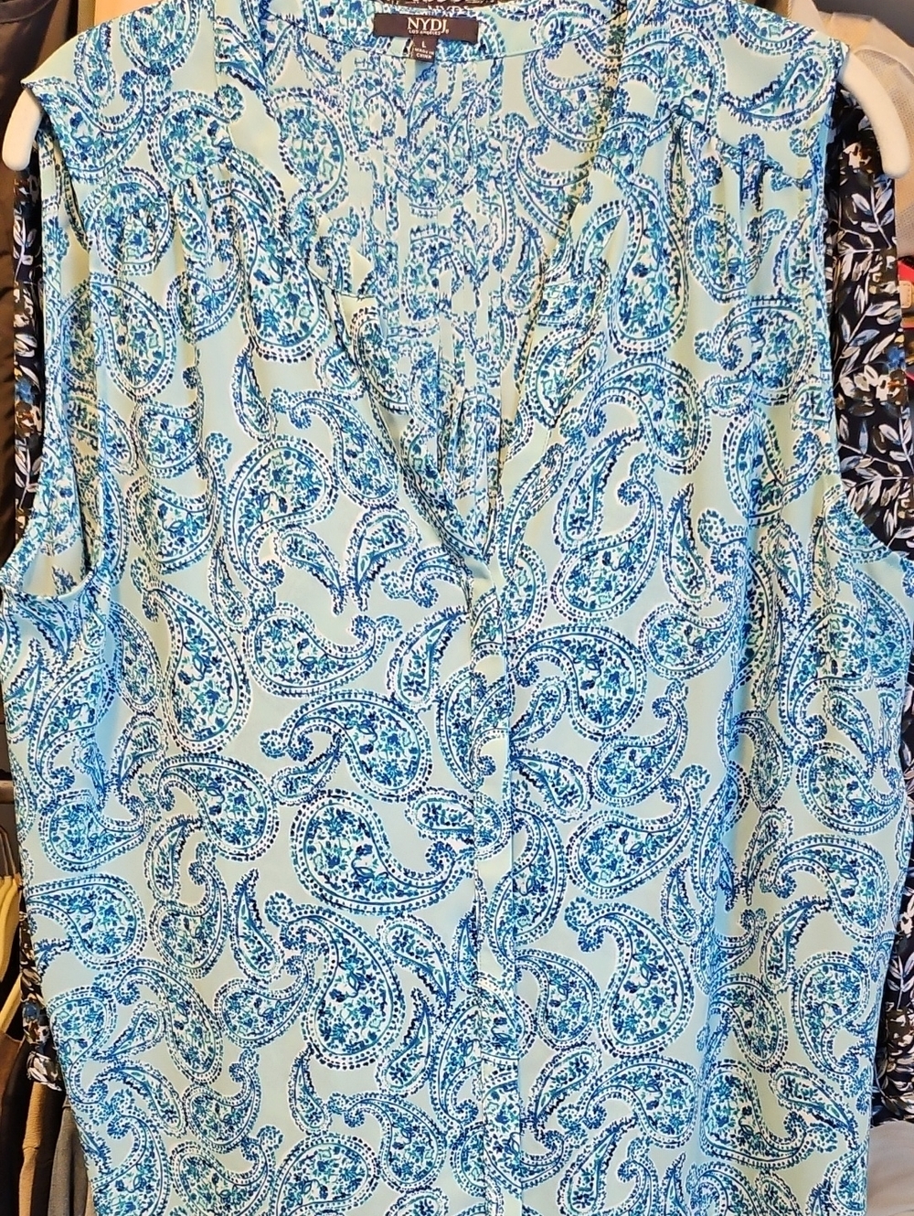 NYDJ Blue Paisley Sleeveless V-Neck Camisole
